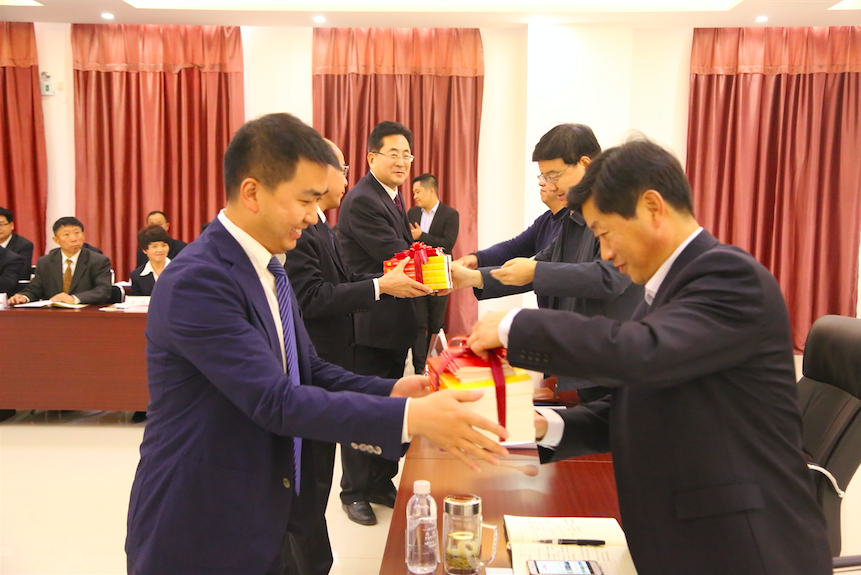 學習貫徹十九大精神落實轉提樹專題教育實踐活動發(fā)言材料